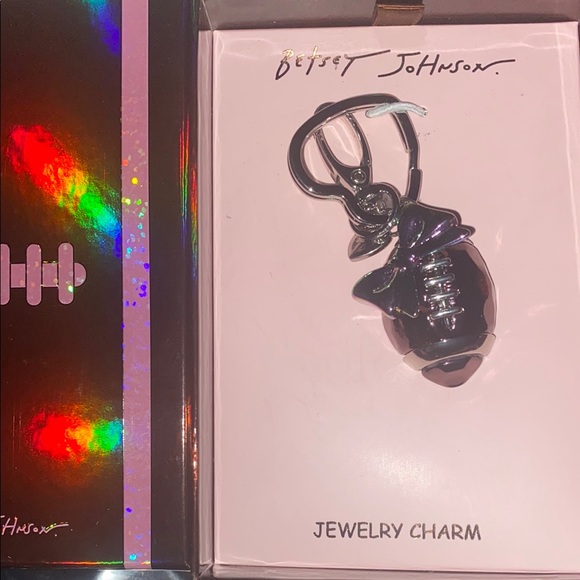 Betsey Johnson Jewelry Charm - Picture 2 of 7